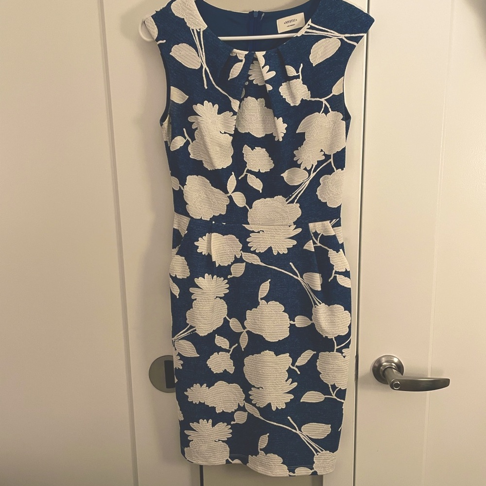 Blue patterned summer work dress